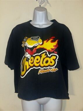 Cheetos Flamin Hot Cheetos with Chester Cheetah Cropped T-Shirt